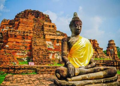 مقامات گردشگری تایلند به منظور حفظ شهر تاریخی آیوتایا به گردشگران آموزش می دهند