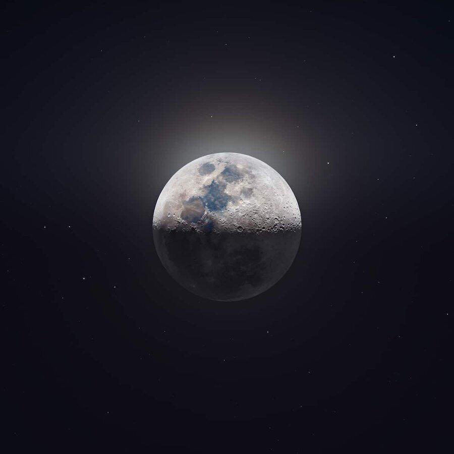 دانلود با کیفیت ترین عکس از ماه