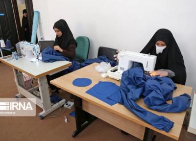 خبرنگاران اهدا 777 دست لباس گان به بیمارستان های یزد و یک خبر کوتاه