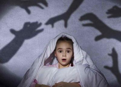 علت ترس از تاریکی بچه ها چیست و چگونه با آن برخورد کنیم؟